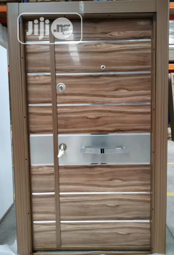 Claskal Wood Door