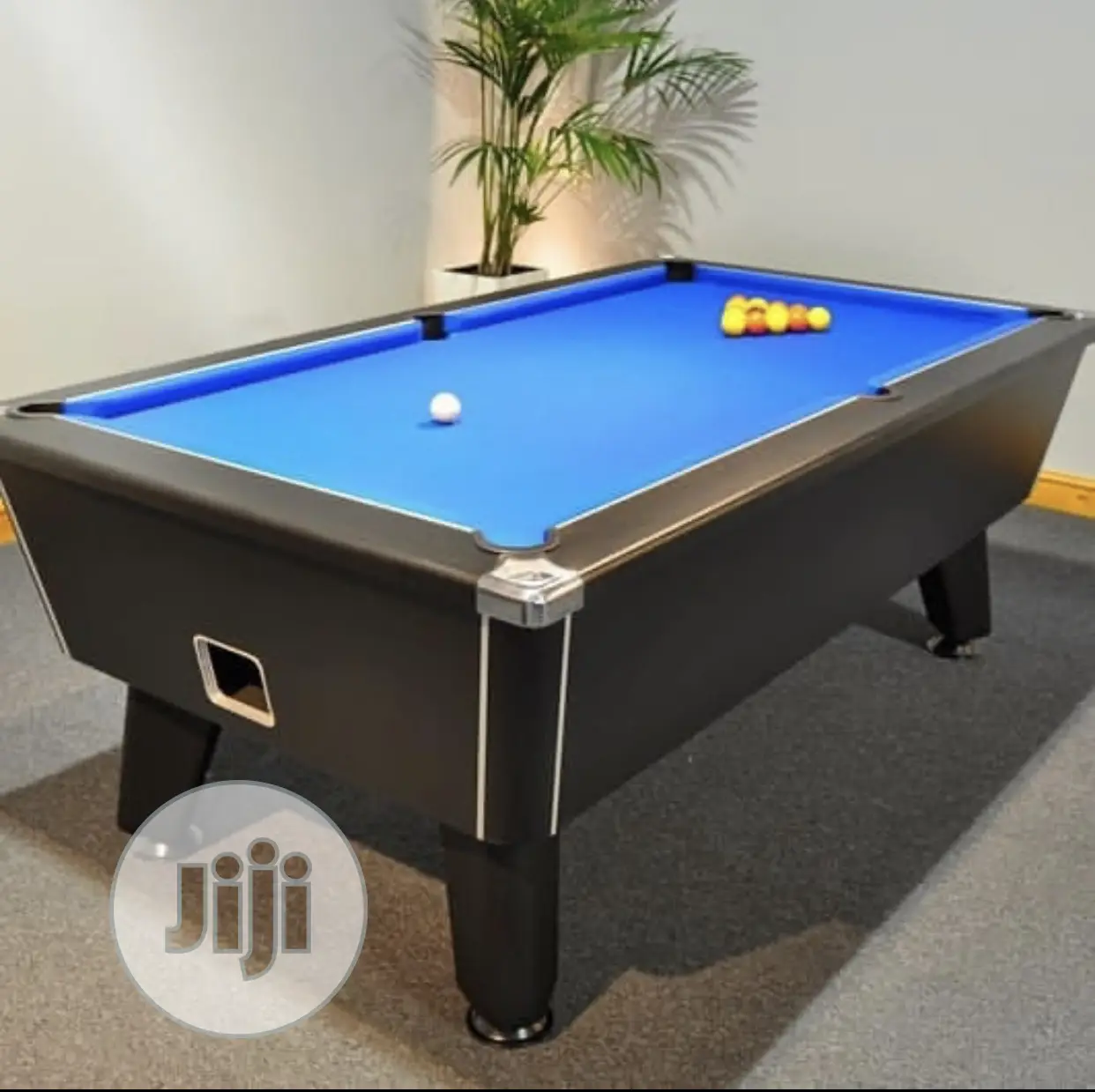 Marble Coin Snooker Table