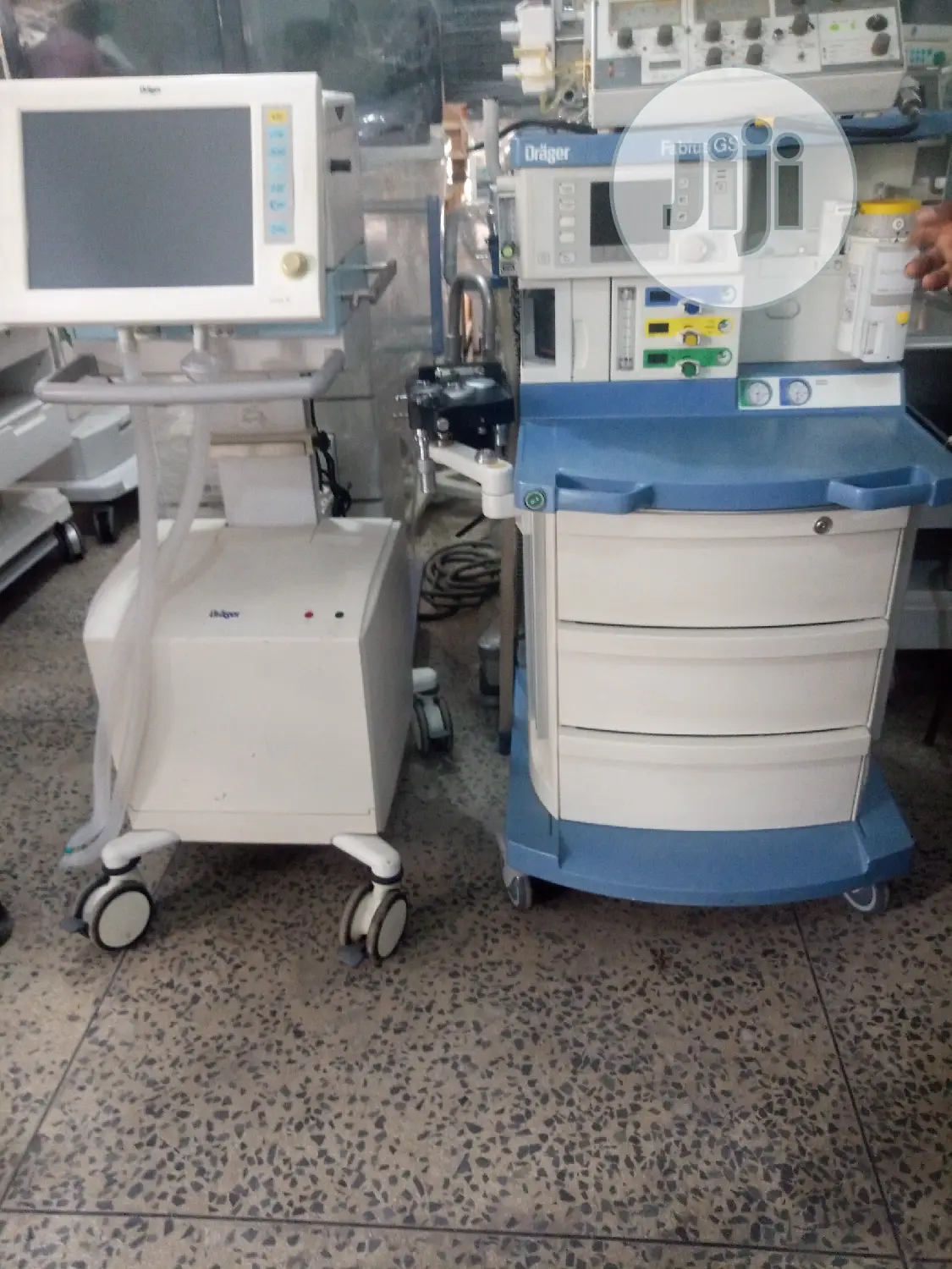 Dragger Anathesia Ventilator
