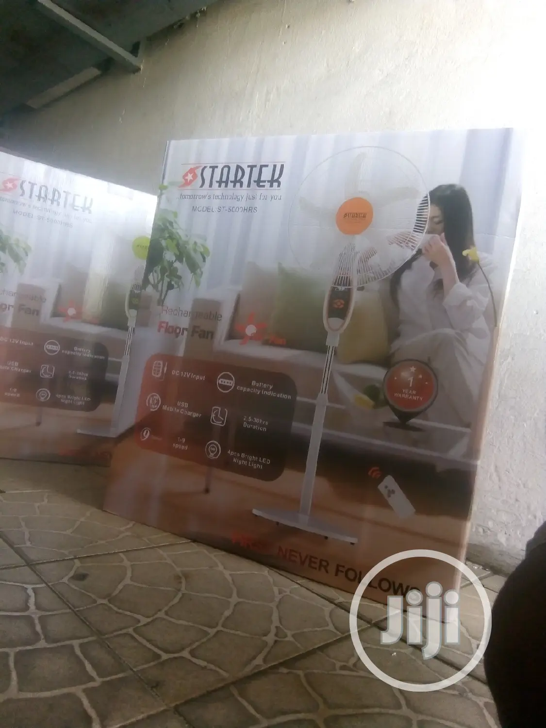 Startek Reachable Fan With 12volts Battery Is for Sale.