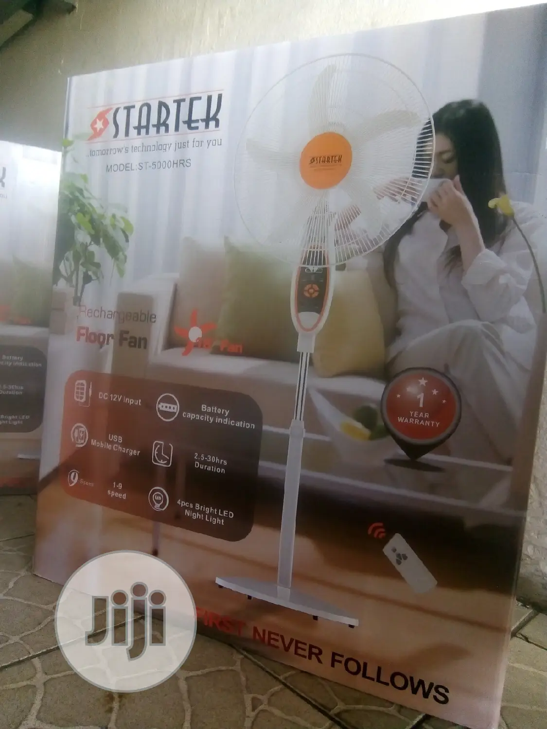 Startek Reachable Fan With 12volts Battery Is for Sale.