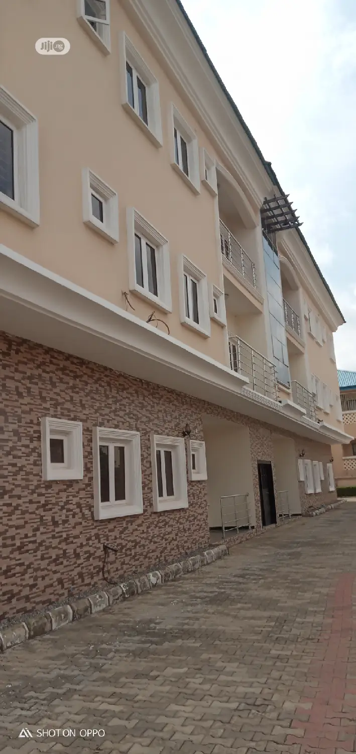 3bdrm Apartment in Wuye for rent