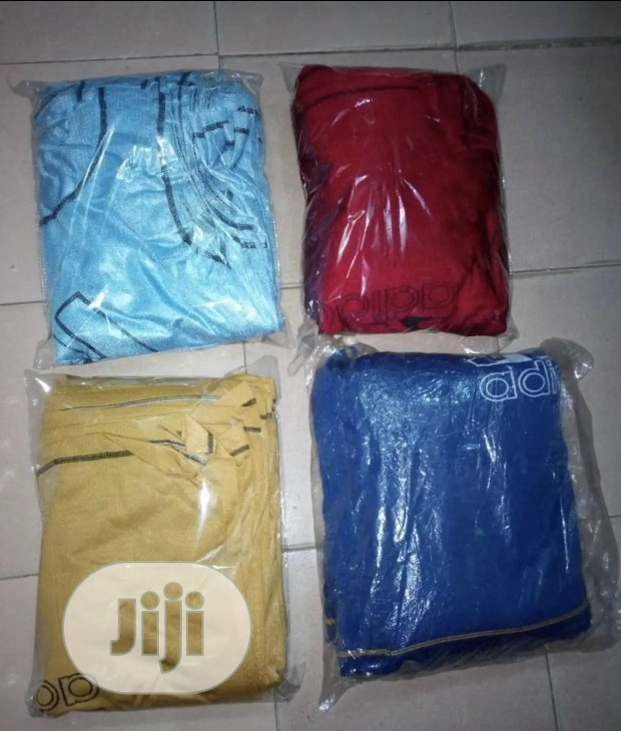 Local Sets of Training Bibs