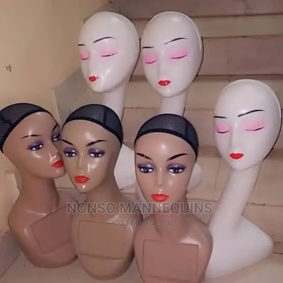 Mannequins Head Display