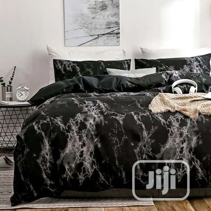 Mature Duvet,Bedsheet With 4 Pilllow Cases