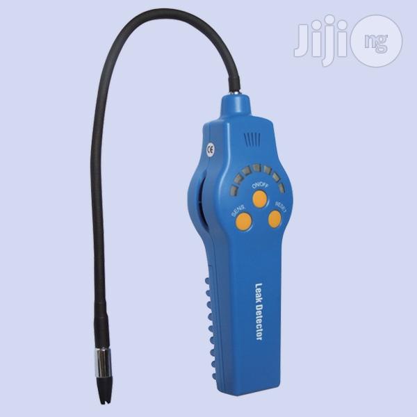 Halogen Leak Detector