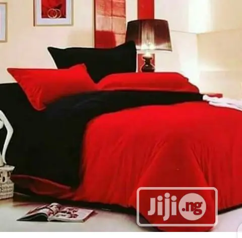 Classy Duvet, Bedsheet With 4 Pillow Cases