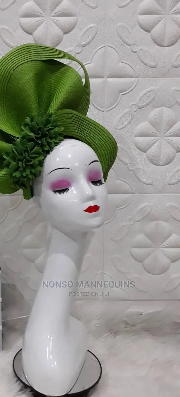 Long Head Mannequinz