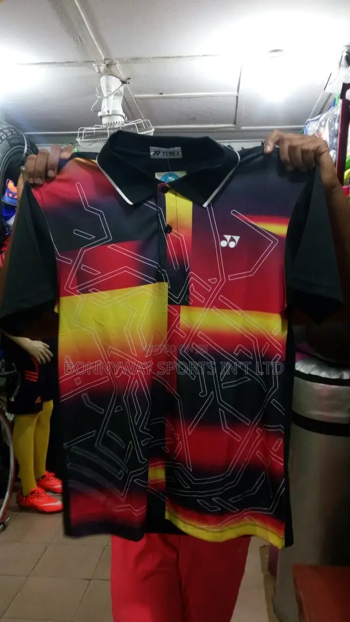 Yonex Badminton Top