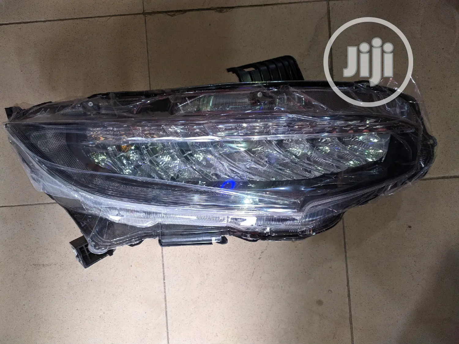 Headlights 2016-2020 Model Honda Civic (Touring Type)