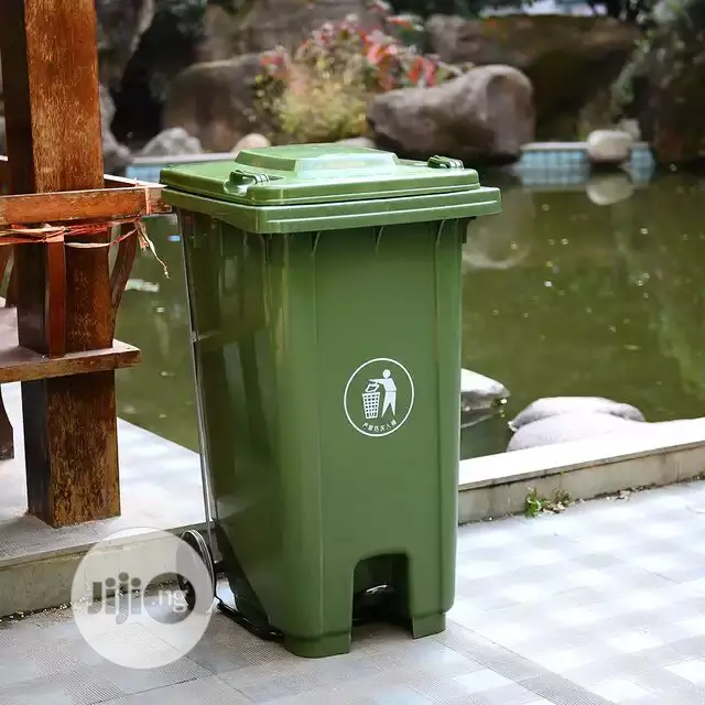 120 Liter Dustbin With Center Foot Pedal