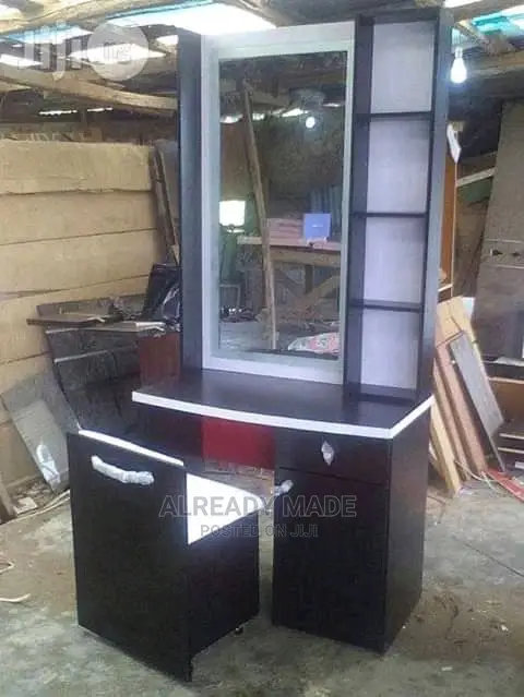 Different Types Of Dressing Mirror