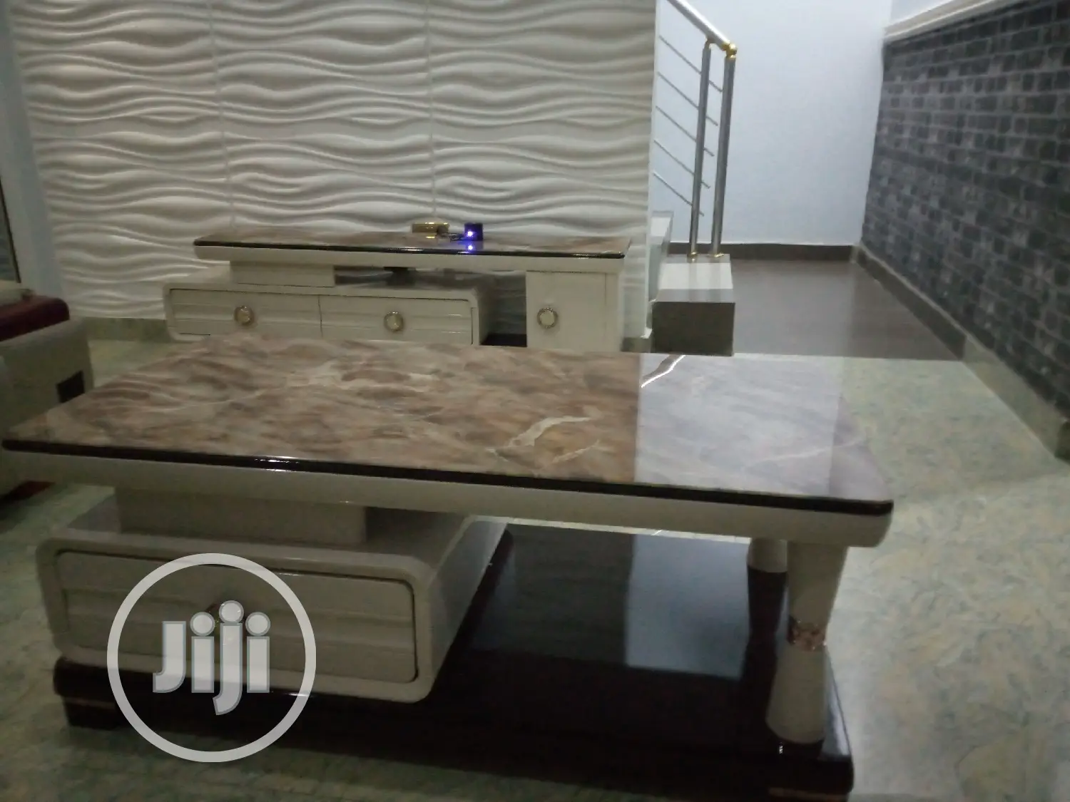 Quality TV Stand and Center Table