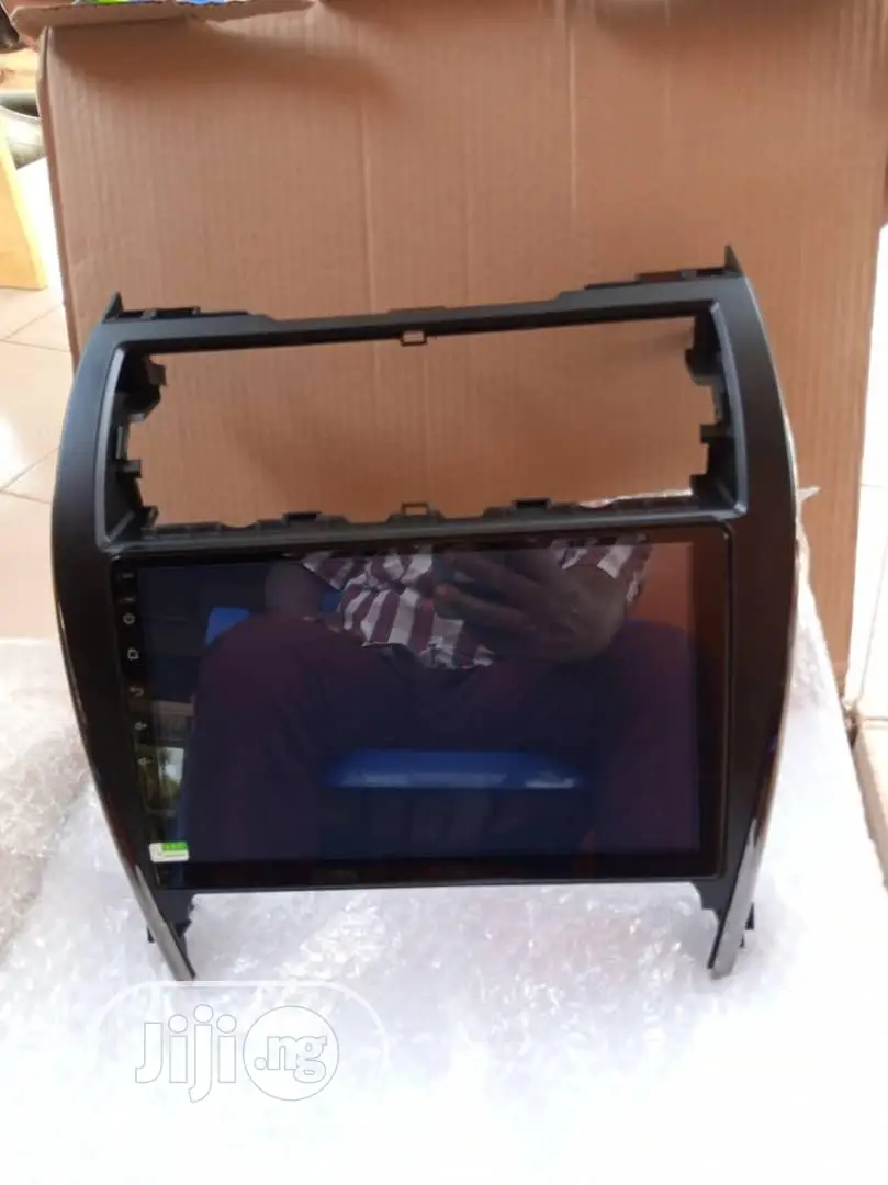 Toyota Camry 10" Android 9. Full Touch for 012 to 016