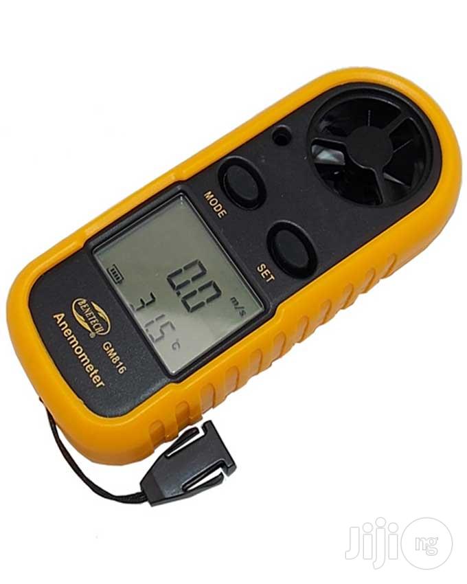 Digital LCD Smart Anemometer Wind Speed Temperature Gauge
