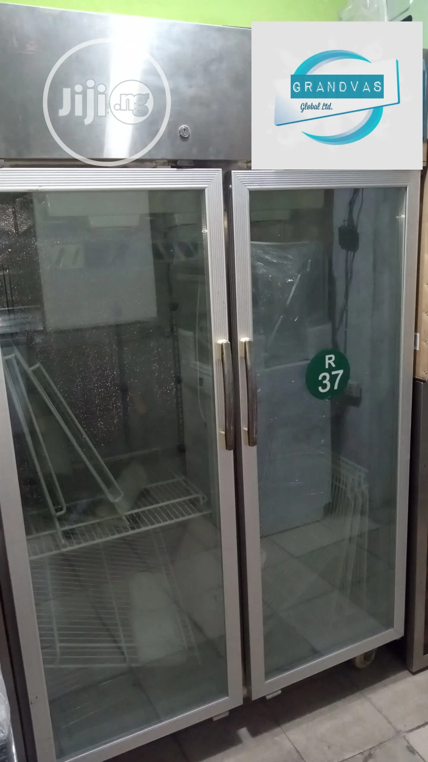 Display Stainless Fridge - Chiller