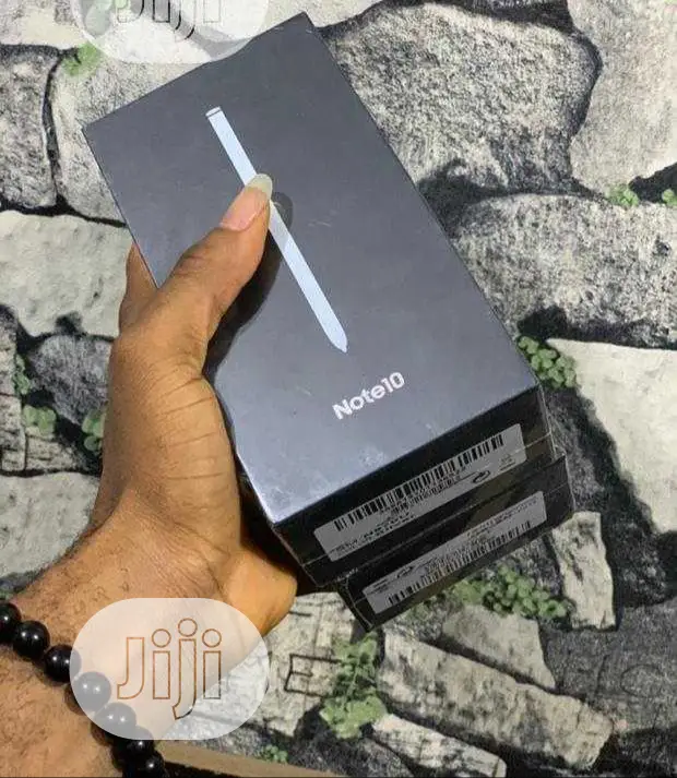 New Samsung Galaxy Note10 256 GB Black
