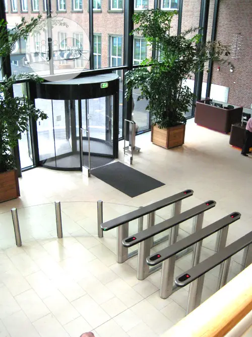 Waist Turnstile