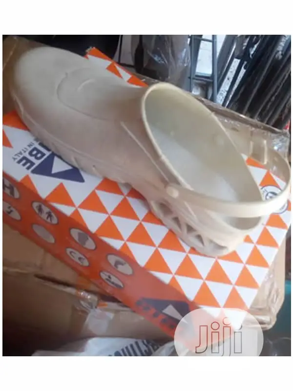 Ribe Footwear For All Health Care Professionals
