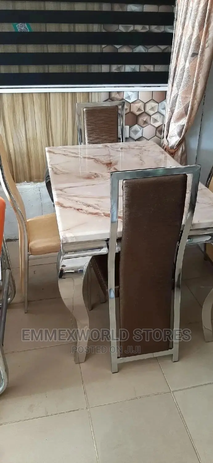 Marble Dinning Set With 4 Chairs