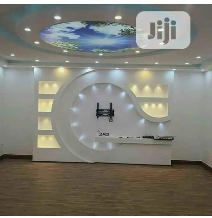 Pop Faux Wall Design - Tv Staircase