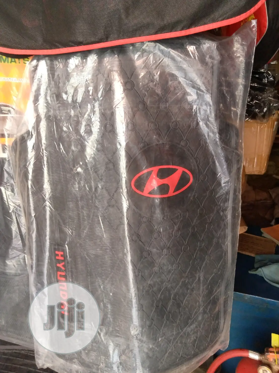 Hyudai Floor Mat
