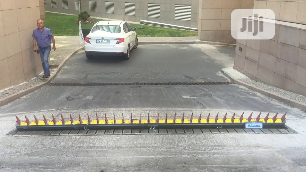 Three Meter Tire Killer Spike