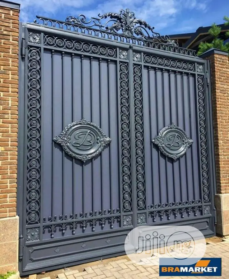 Lustrous Gate