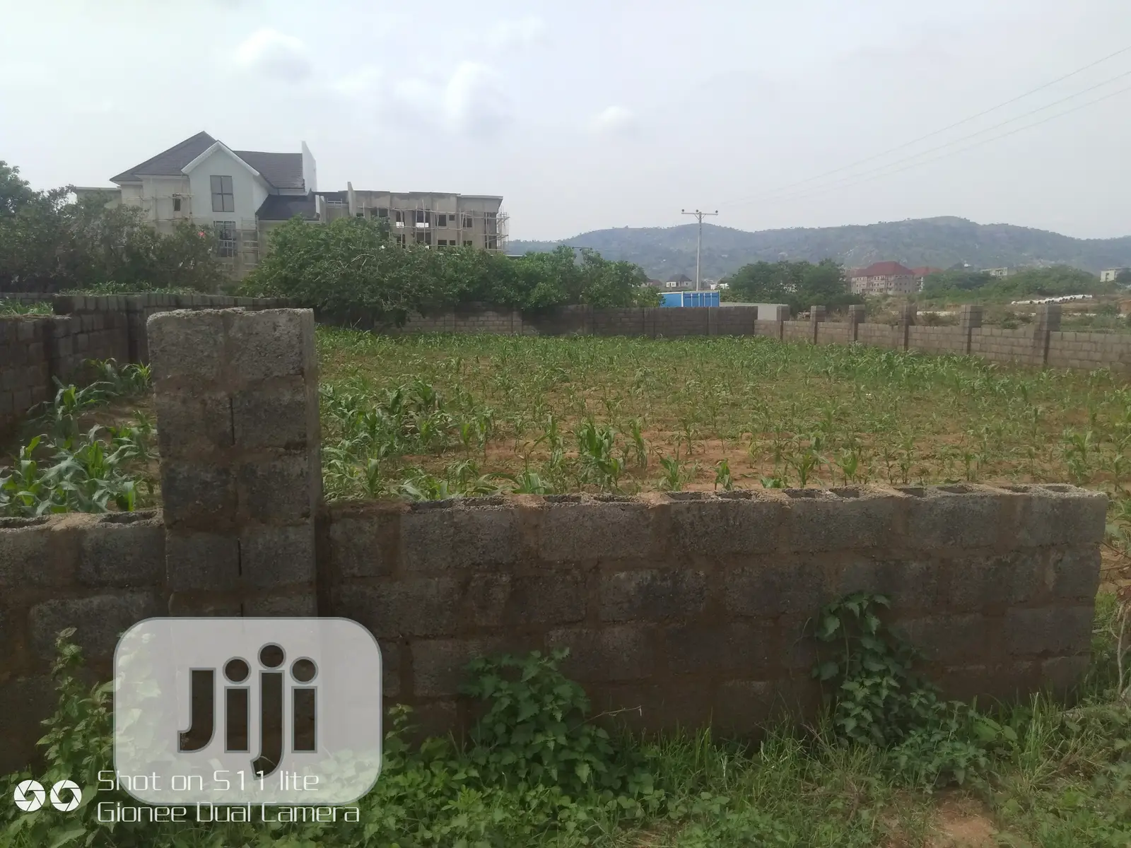 For Sale;1100sqm Land at Jahi Gilmore Abuja