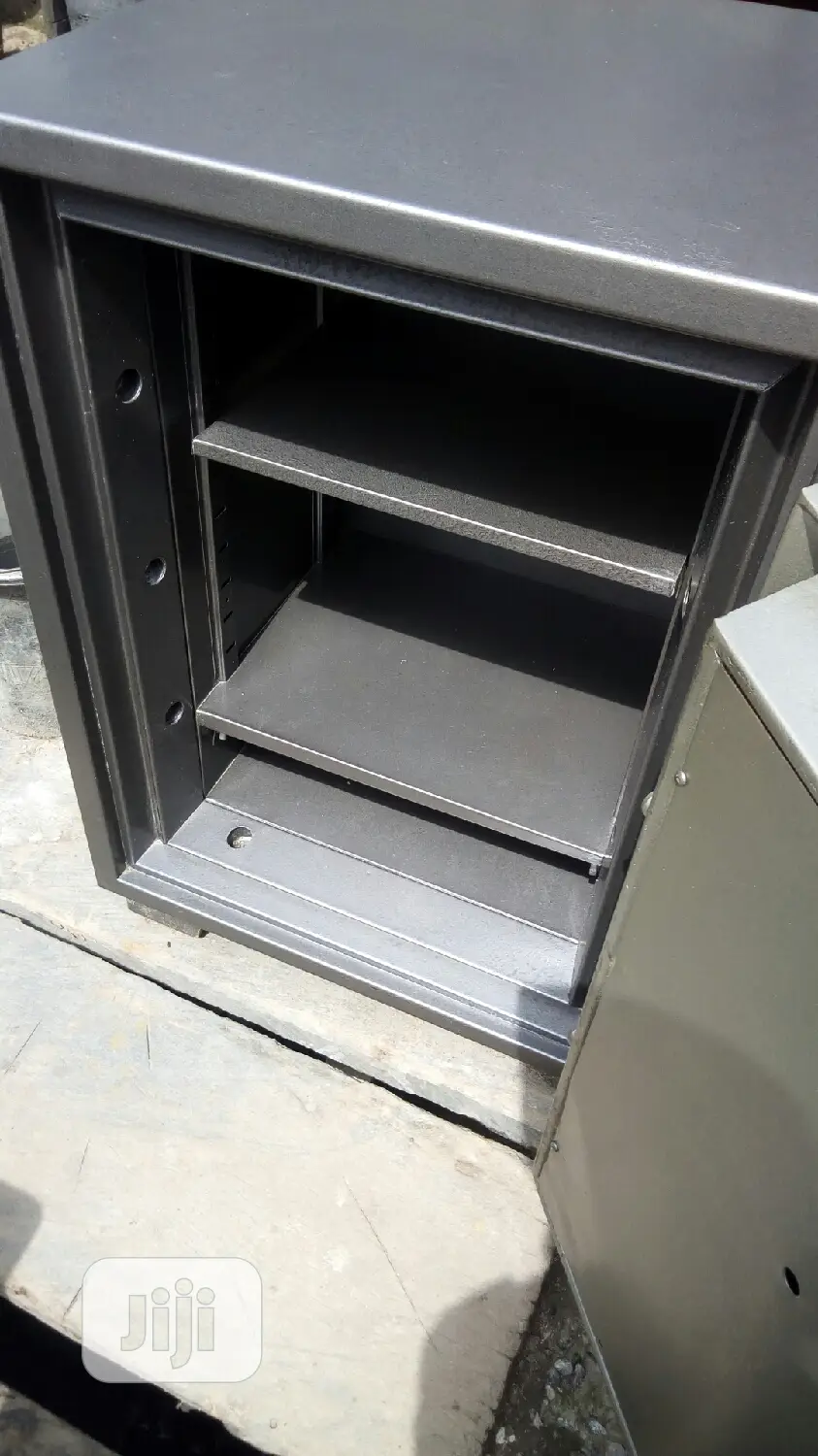 Repairs and Service of Fire Proof Safe to the Best .