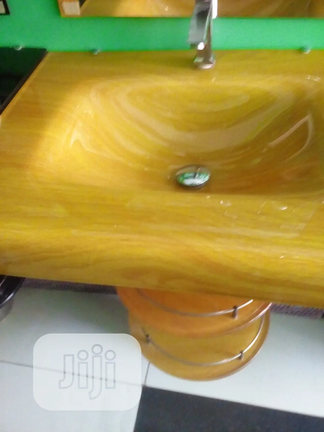 Wash Hand Basinbrown.Gold
