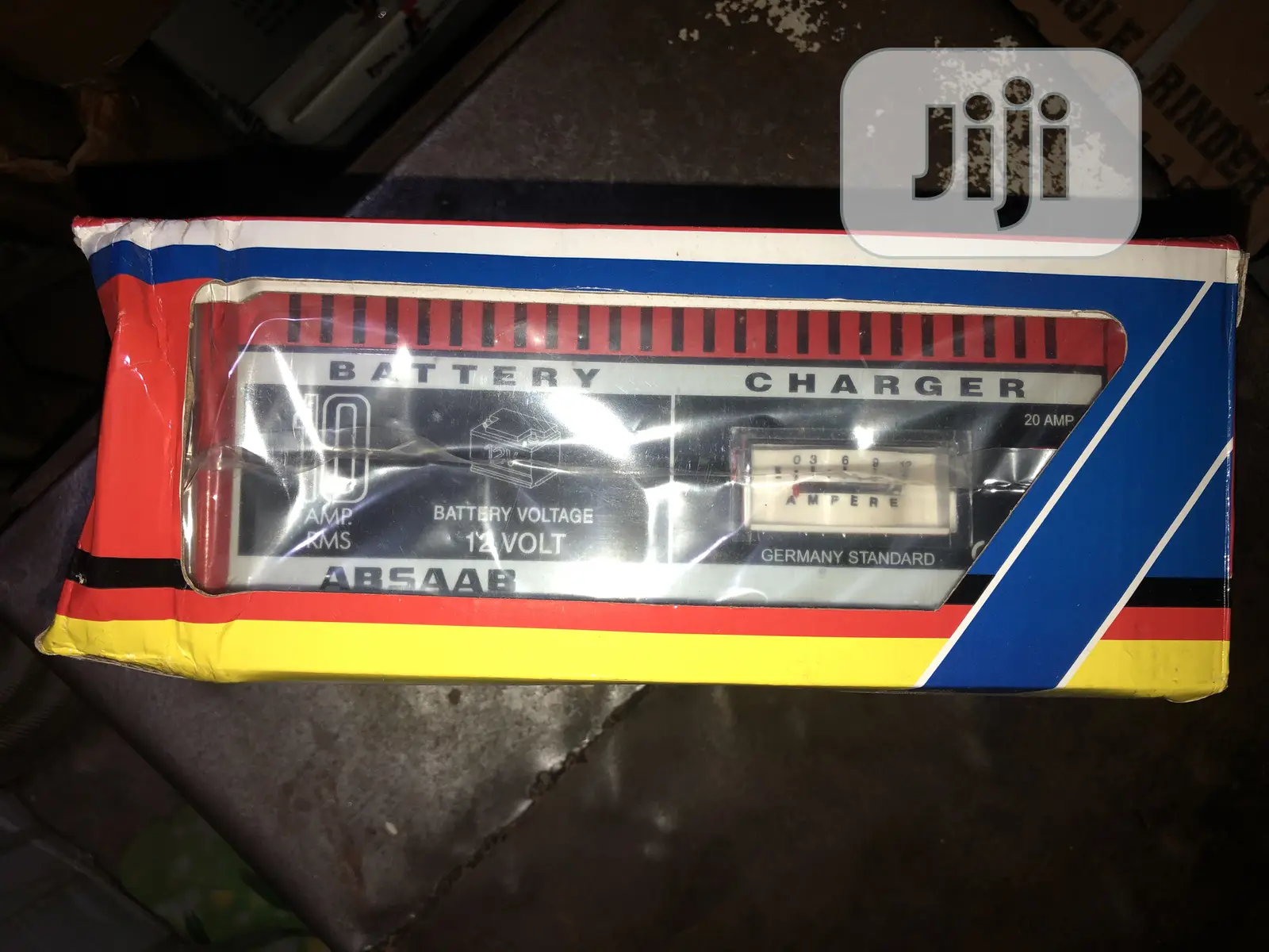 Absaab Battery Charger 12v 10amp.Rms