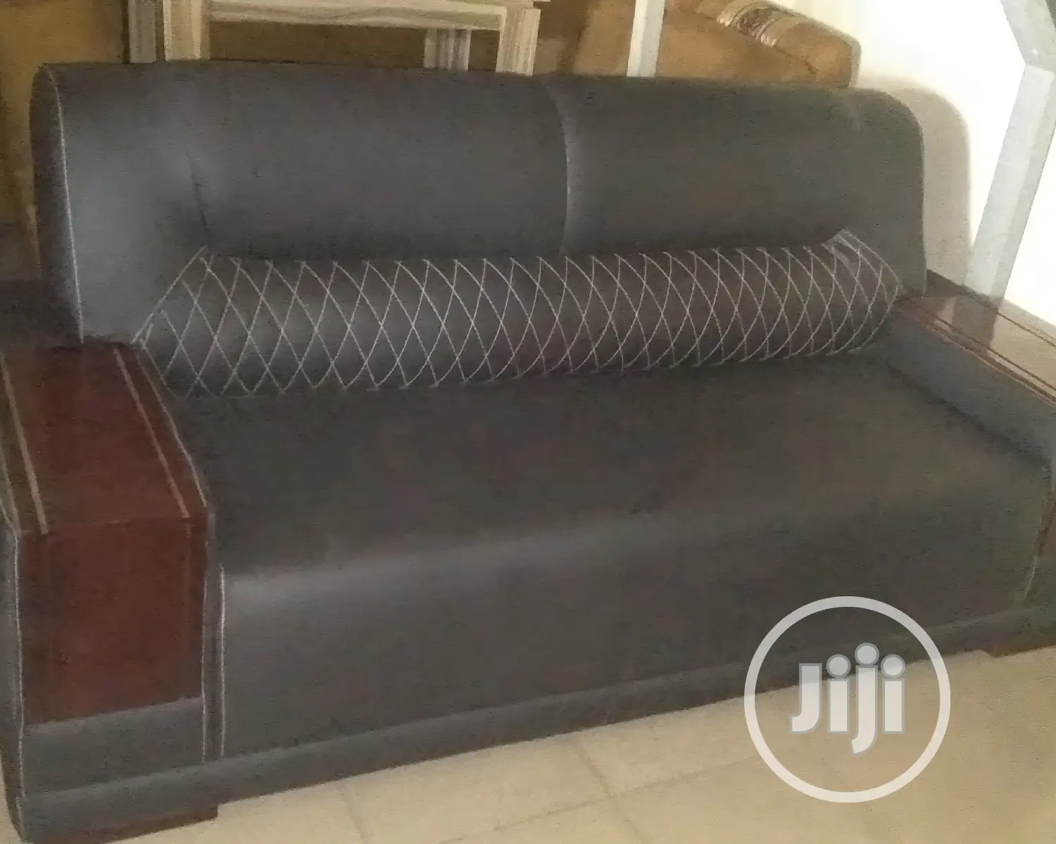 Executive 7 Seater Leather Living Room Chair