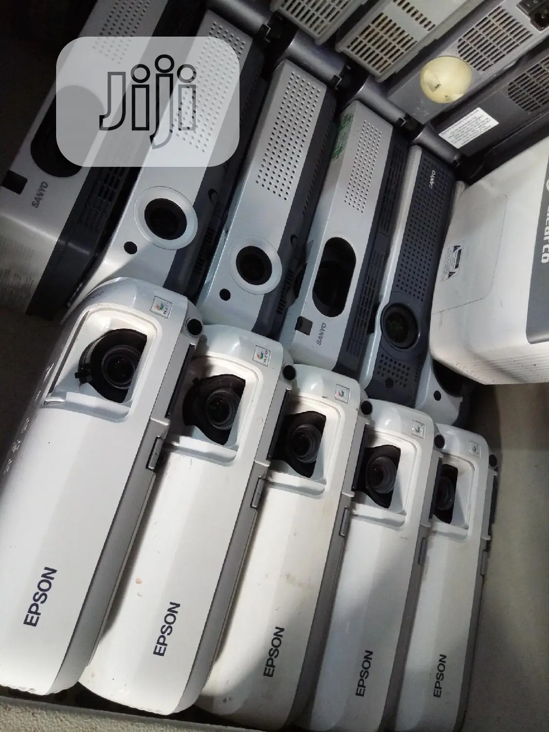 UK Used Epson Projector With Large Image