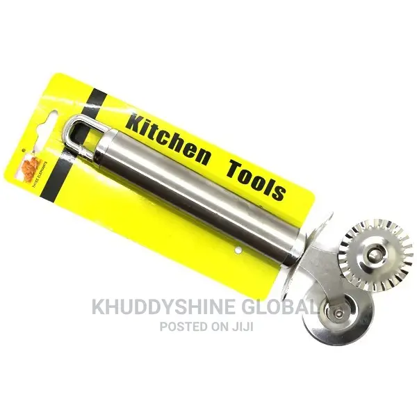 Pizza Dough Cutter Stainless Steel Wheel Cutter Flat Fluted