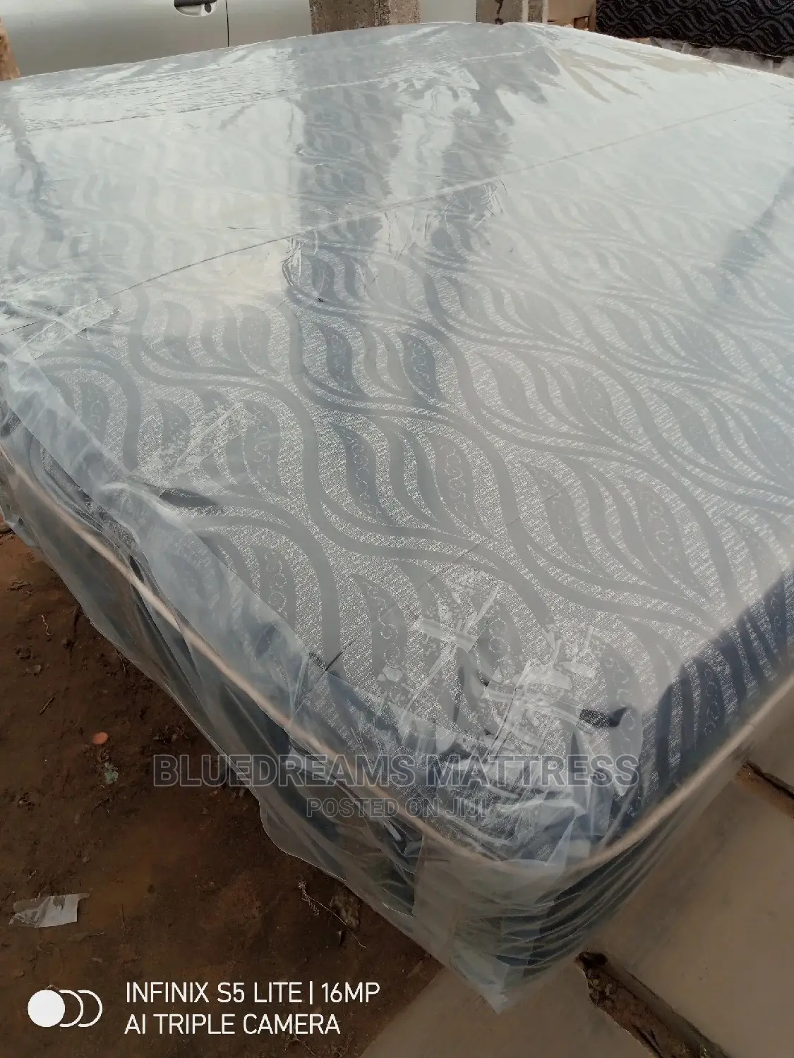 4.5by6 Usa Hybrid Spring. Matterress