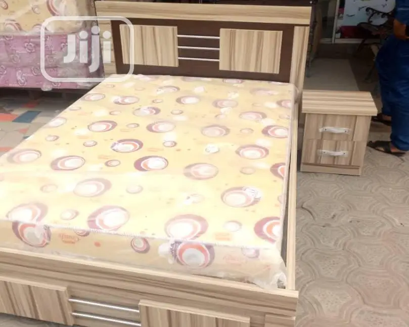 Quality Royal Wooden Padded Bed Frame