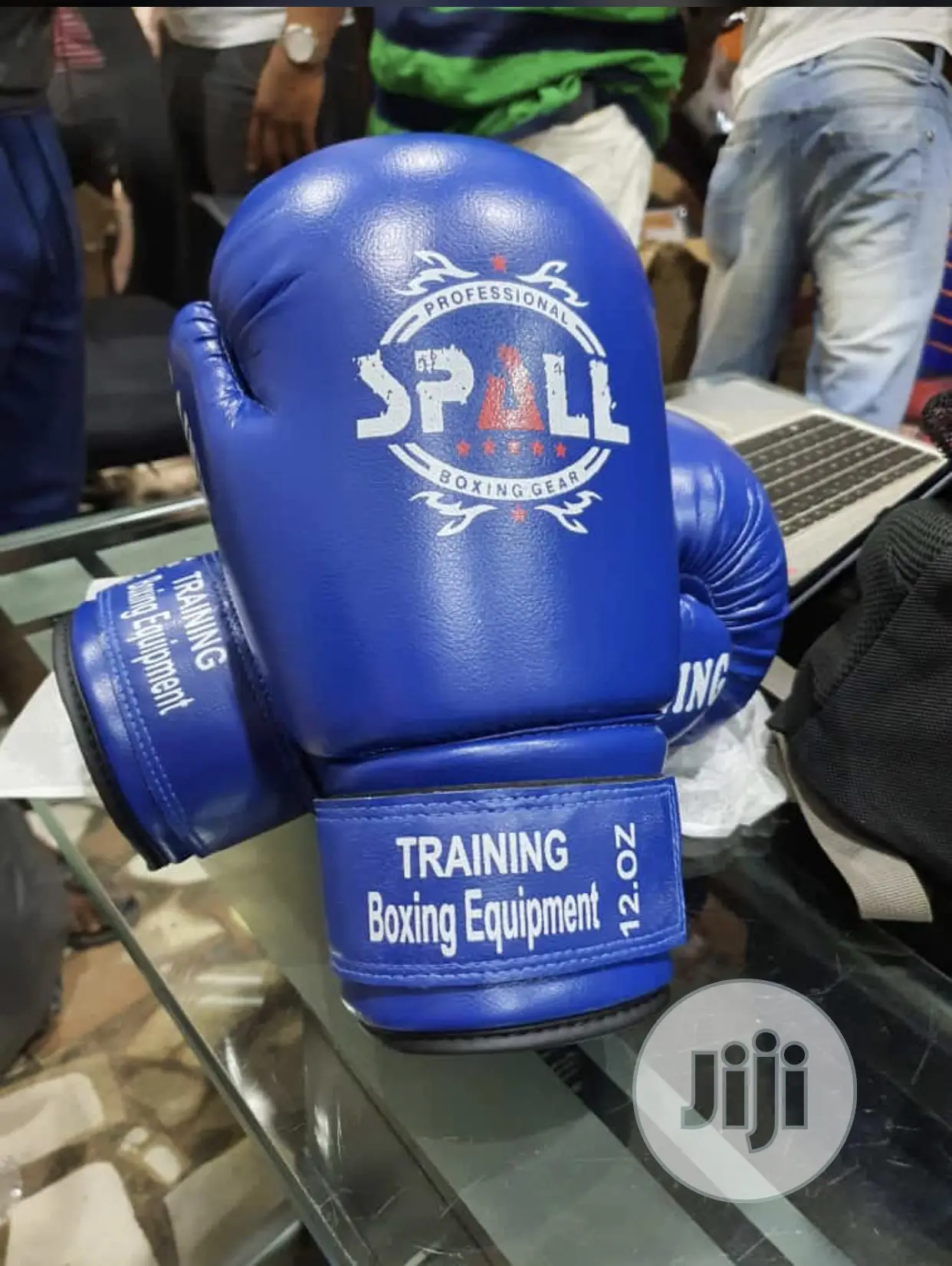 Boxing Glove Spall