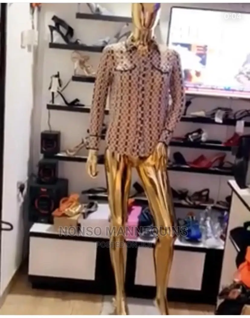 Chrome Size 10 Female Gold Mannequins