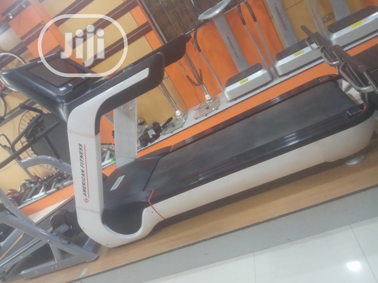 8hp Commercial Treadmill