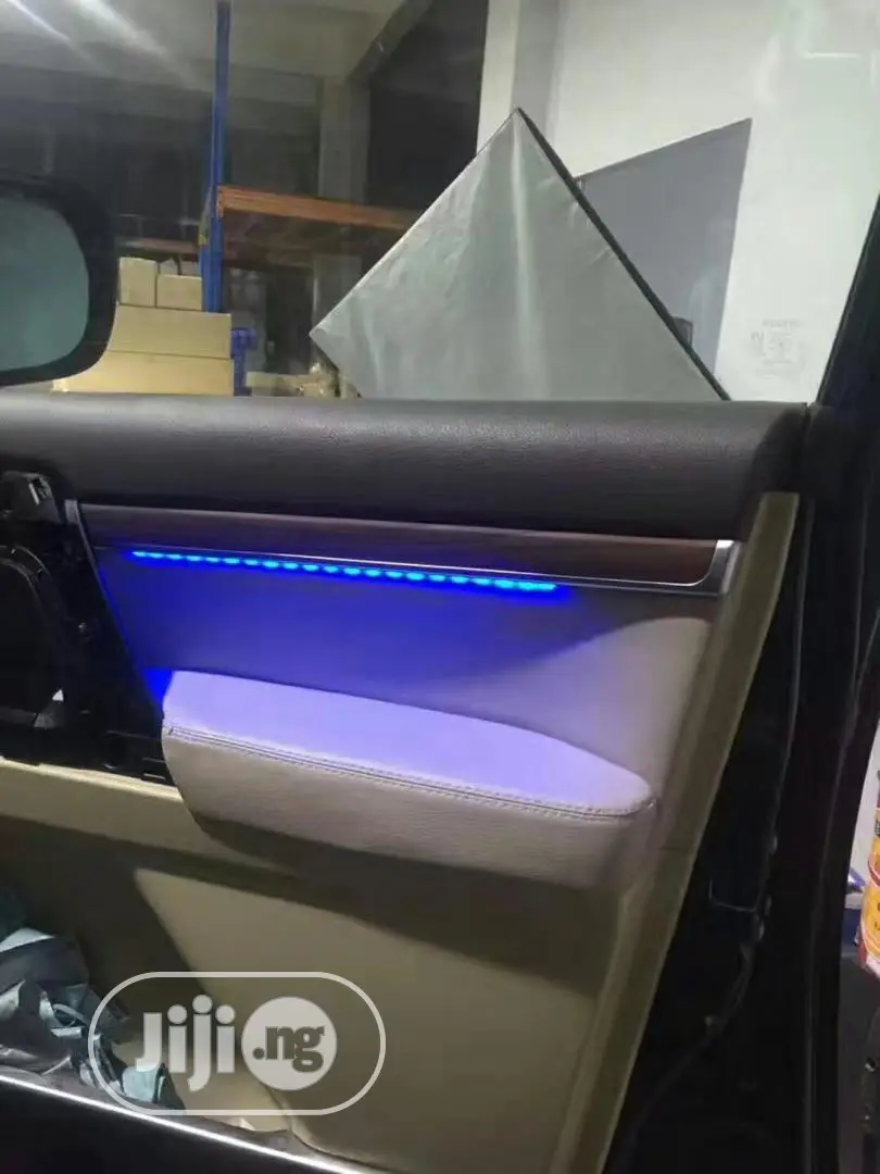 Inner Door Light Toyota Land Cruiser Model