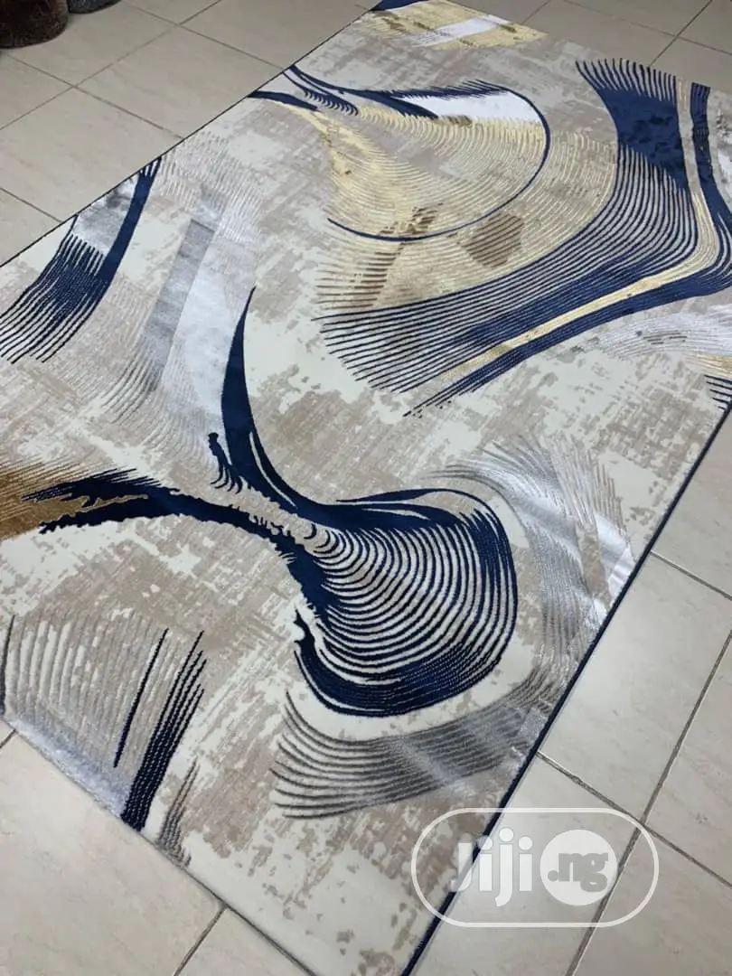 Quality Center Rugs Made With Silk (5/7) Only