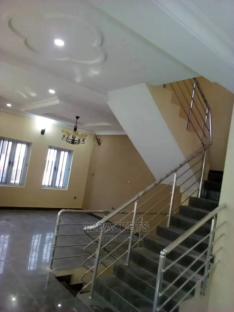 Furnished 4bdrm Duplex in Magodo for rent
