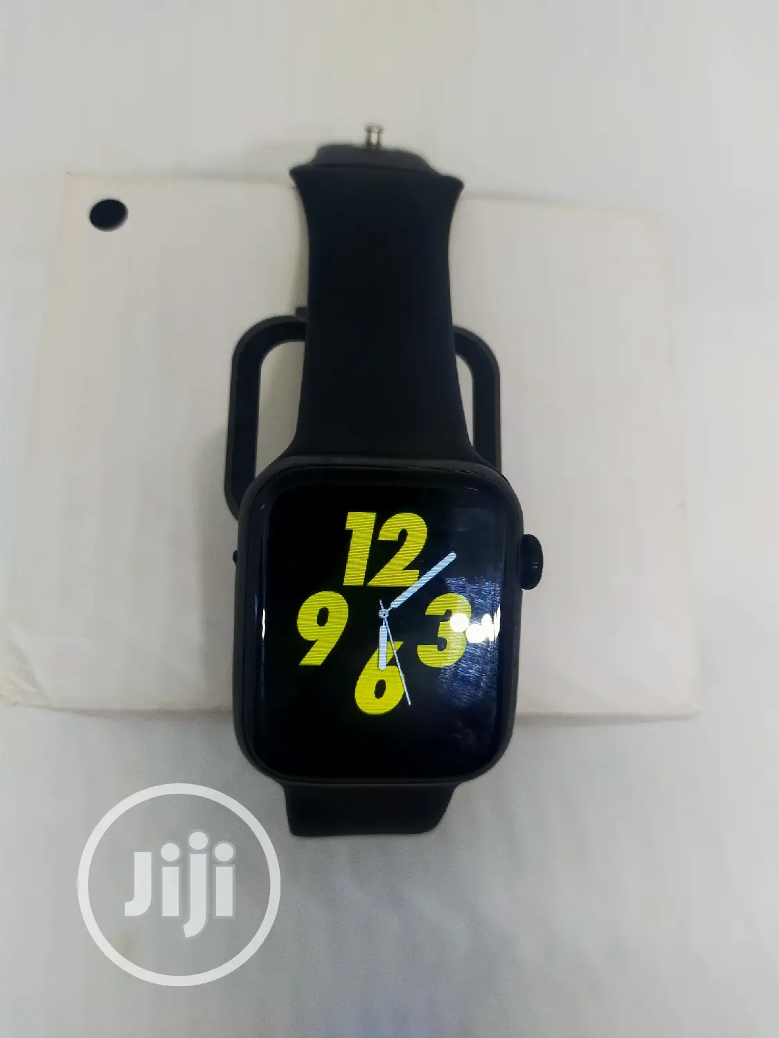 Smart Watch With Notifier Available Now On Grineria Store