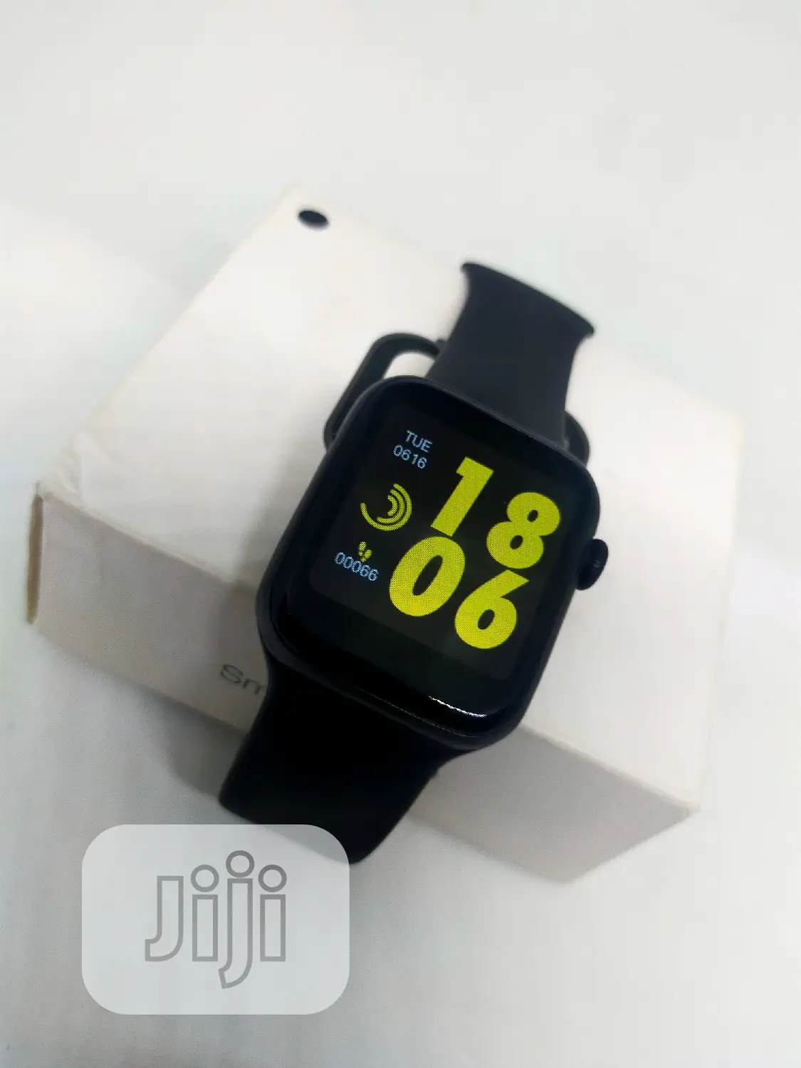 Smart Watch With Notifier Available Now On Grineria Store