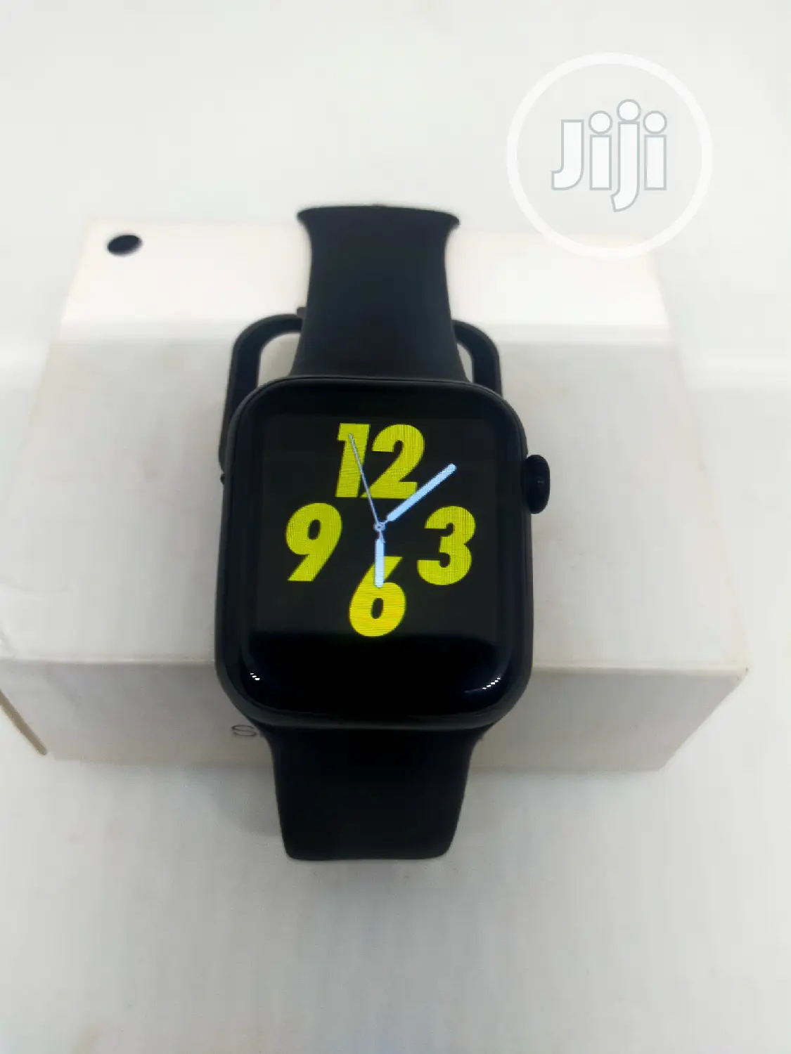 Smart Watch With Notifier Available Now On Grineria Store