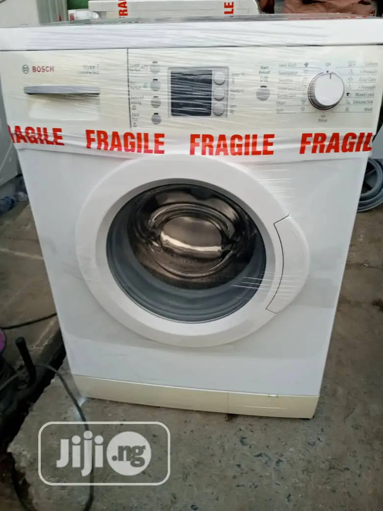 Neat and Perfectly Working Washing Machine