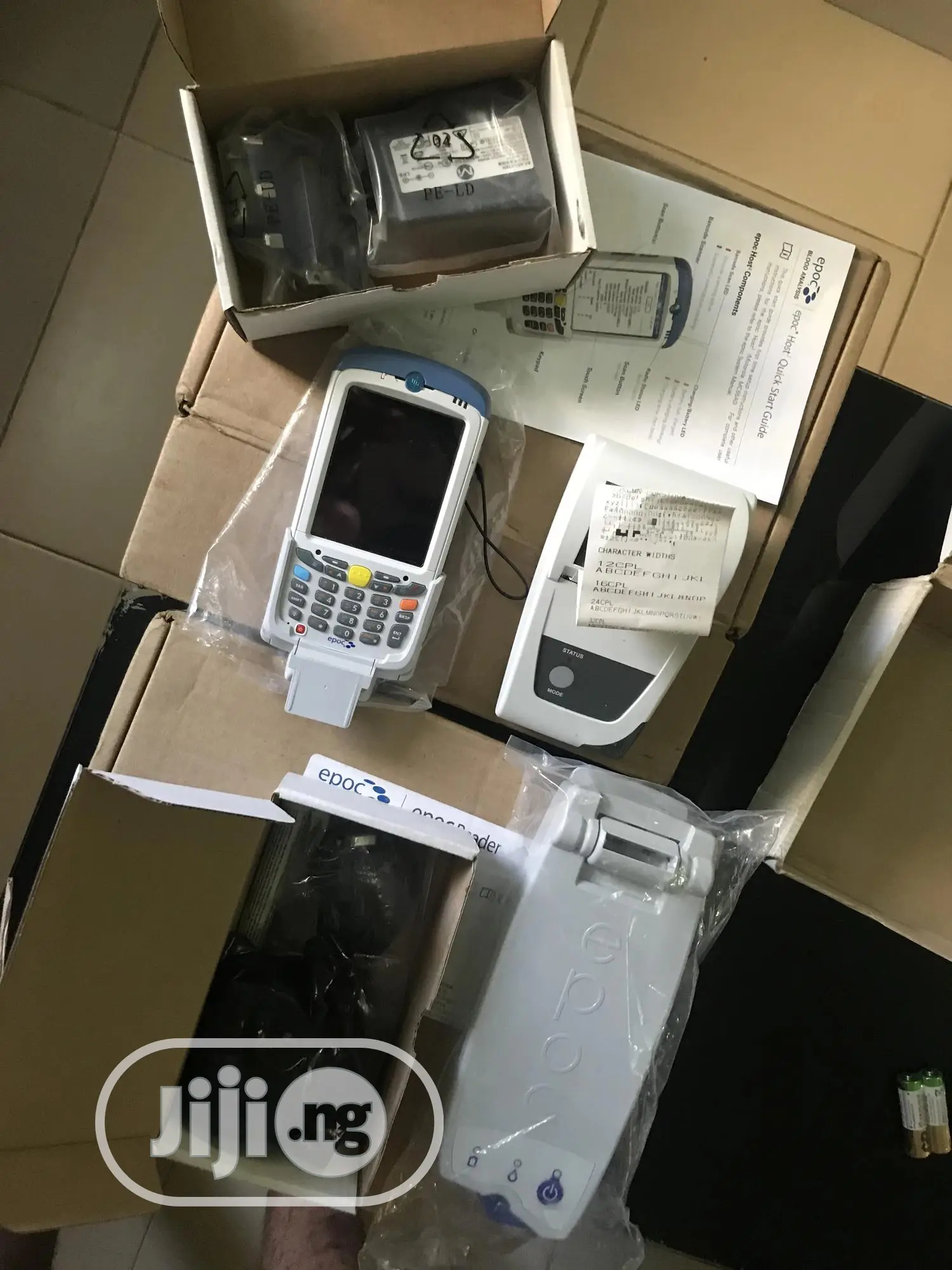 Siemens Epoc Blood Gas Analyzer ( Complete Set With Printer)