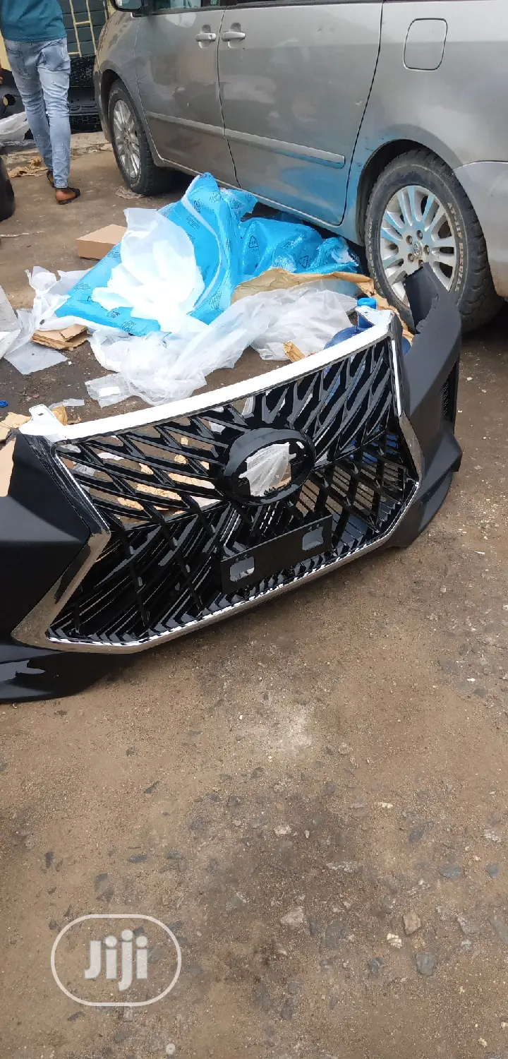 Bumper Kit Parts Toyota Hilux Lexus Face 2017 To 2020/21 Model