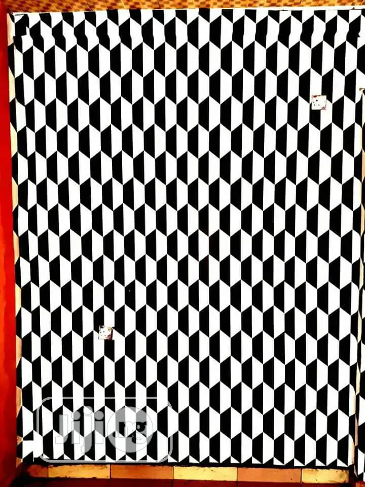 Leading Wallpaper
